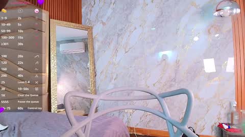 Tania  online show from 02/03/25, 11:05