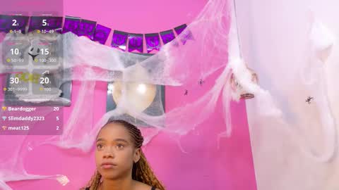 Tania  online show from 10/19/25, 07:36