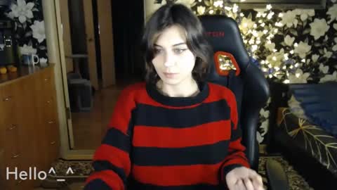 littlehappines online show from 12/31/24, 11:06