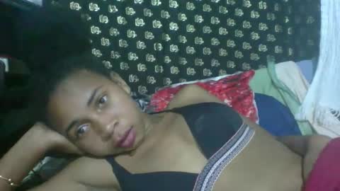 Snapshot of littlehotpanda chatting on 09/17/25, 07:26 edra online show from 09/17/25, 07:26