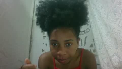 Snapshot of littlehotpanda chatting on 10/07/25, 01:41 edra online show from 10/07/25, 01:41