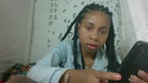 Snapshot of littlehotpanda chatting on 10/09/25, 03:10 edra online show from 10/09/25, 03:10