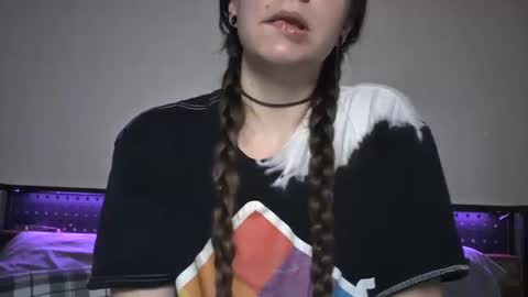 Snapshot of littlejessielov chatting on 02/08/25, 06:43 Jessie online show from 02/08/25, 06:43