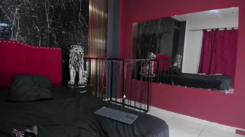 Snapshot of littlekloe_ chatting on 01/14/25, 10:34 Litllekloe online show from 01/14/25, 10:34