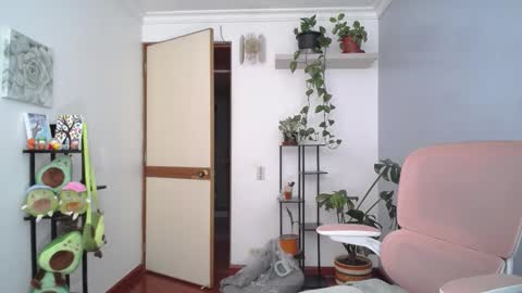 Laksmi online show from 03/14/26, 10:04