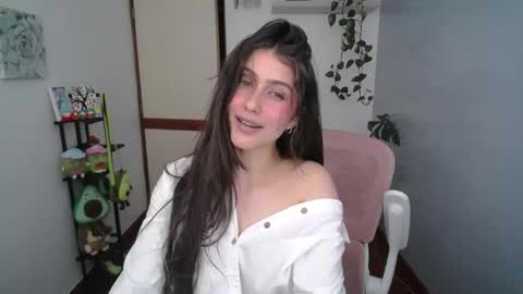 Laksmi online show from 04/20/26, 10:11