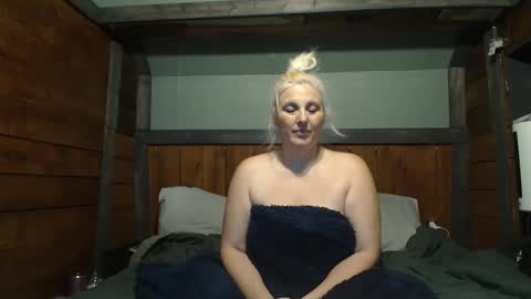 lisanixs online show from 02/22/25, 03:58