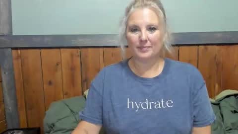 lisanixs online show from 09/12/25, 06:19