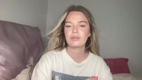 Marciabrady online show from 10/22/25, 09:36