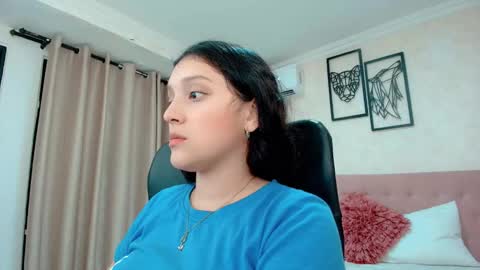 Sarahs Room online show from 03/18/26, 12:25