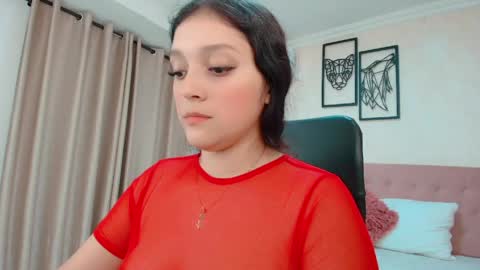 Snapshot of littlemolly_pregnant chatting on 05/21/26, 01:12 Sarahs Room online show from 05/21/26, 01:12