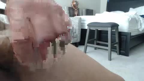 Snapshot of littleone1111765968 chatting on 02/27/25, 06:42 littleone1111765968 online show from 02/27/25, 06:42