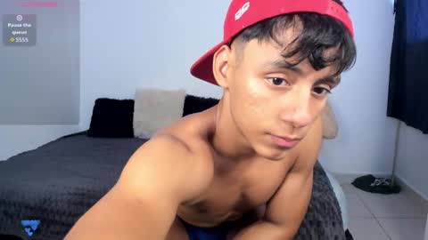 Snapshot of littleparker chatting on 03/03/26, 01:17 PARKER online show from 03/03/26, 01:17