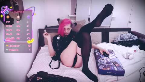 Felix online show from 12/21/25, 10:17