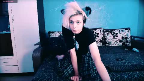 Snapshot of littlepinkcat chatting on 07/09/26, 12:09 Felix online show from 07/09/26, 12:09