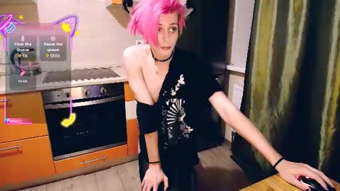 Snapshot of littlepinkcat chatting on 07/30/26, 12:20 Felix online show from 07/30/26, 12:20