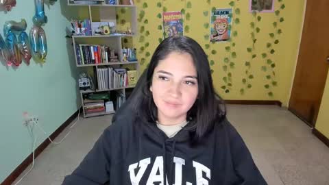 Mia  Wednesday to Sunday 730 am to 1030 am Colombian Hour D online show from 01/27/25, 12:54