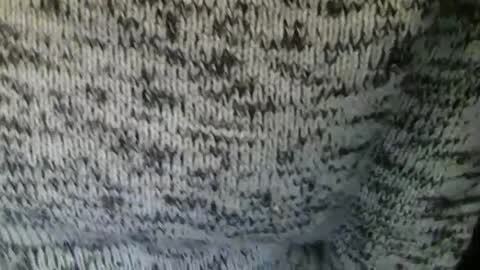 Mia  Wednesday to Sunday 730 am to 1030 am Colombian Hour D online show from 10/12/25, 05:06