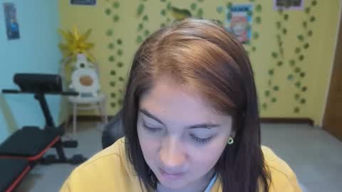 Mia  Wednesday to Sunday 730 am to 1030 am Colombian Hour D online show from 01/17/26, 06:22