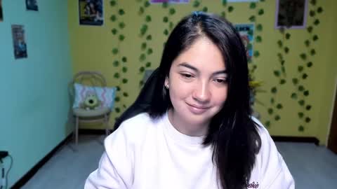 Snapshot of littleprety6969 chatting on 05/23/26, 05:12 Mia Wednesday to Sunday 730 am to 1030 am Colombian Hour D online show from 05/23/26, 05:12