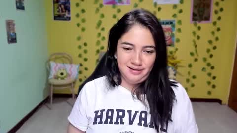 Snapshot of littleprety6969 chatting on 05/24/26, 11:54 Mia Wednesday to Sunday 730 am to 1030 am Colombian Hour D online show from 05/24/26, 11:54