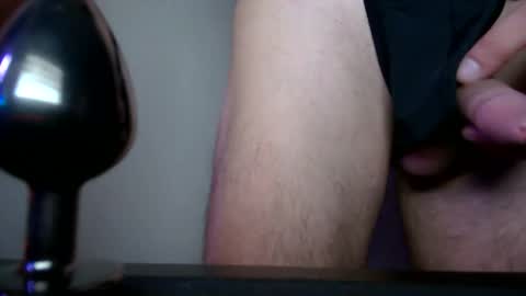 yettobebroken online show from 10/04/25, 03:48