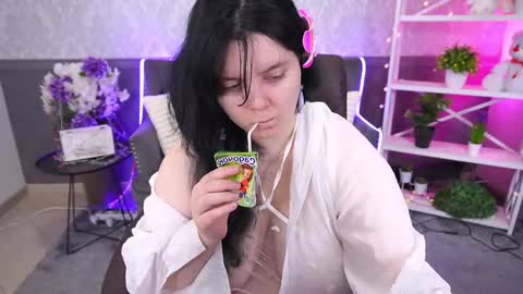 Masha  online show from 11/09/25, 01:53