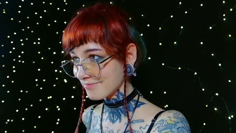 Niki  free tg channel with some photos gifs and info about streams  online show from 12/23/24, 08:25