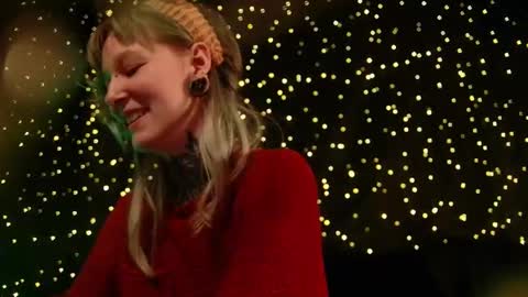 Niki  free tg channel with some photos gifs and info about streams  online show from 03/04/26, 03:40