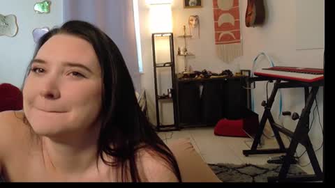 Eliza online show from 10/21/25, 12:39