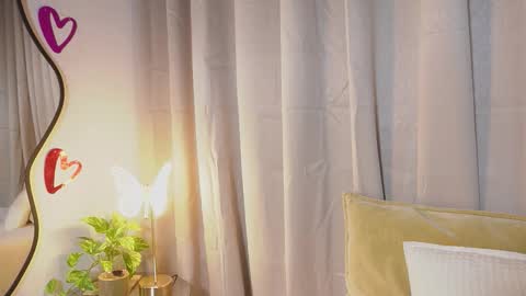 Snapshot of littletammy_ chatting on 01/15/26, 04:00 littletammy_ online show from 01/15/26, 04:00