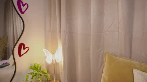 Snapshot of littletammy_ chatting on 02/07/26, 04:00 littletammy_ online show from 02/07/26, 04:00