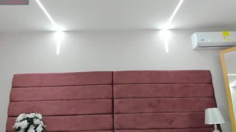 littlevaale online show from 11/29/25, 10:29