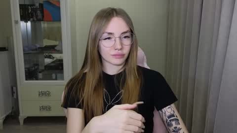 Eliana online show from 12/03/24, 01:21