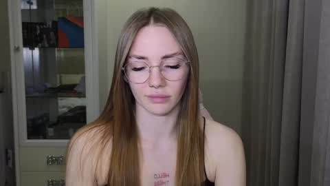 Eliana online show from 12/06/24, 02:49