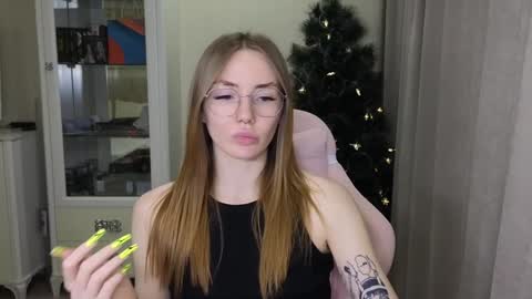 Eliana online show from 12/12/24, 02:22