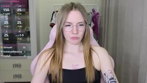 Eliana online show from 02/20/25, 02:13