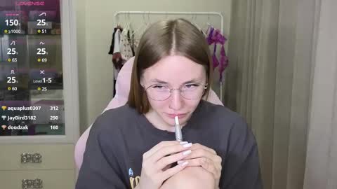 Eliana online show from 03/03/25, 03:09