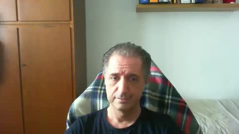 liuk53 online show from 04/19/26, 12:48