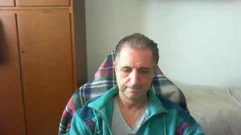 liuk53 online show from 04/27/26, 02:48