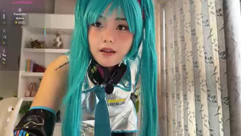 Snapshot of liunana chatting on 10/20/25, 06:58 nana online show from 10/20/25, 06:58