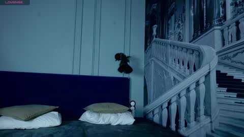 Liv 3 online show from 01/04/25, 01:10