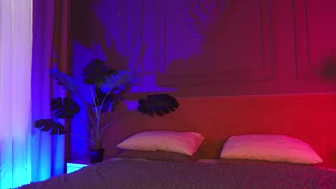 Liv 3 online show from 09/19/25, 03:34