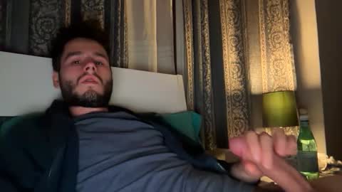 Snapshot of livefantesy4 chatting on 09/24/25, 10:02 livefantesy4 online show from 09/24/25, 10:02