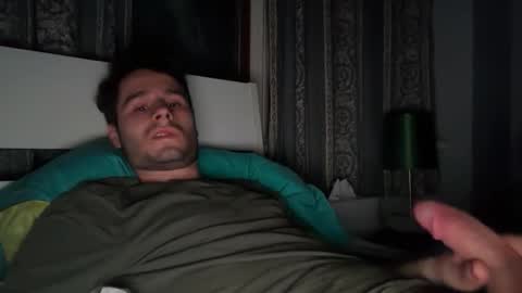 Snapshot of livefantesy4 chatting on 09/30/25, 09:31 livefantesy4 online show from 09/30/25, 09:31