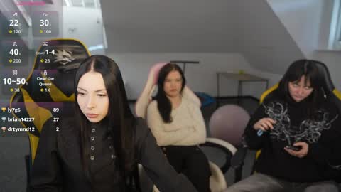 Sheryl online show from 04/01/26, 01:41