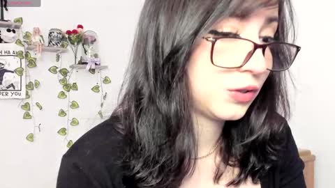 Liz online show from 04/18/26, 05:55