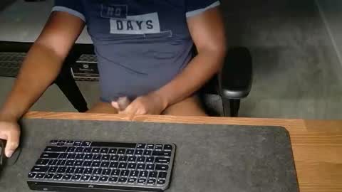 livetribber online show from 04/29/26, 11:25