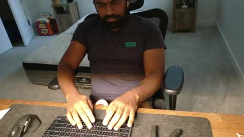 livetribber online show from 06/14/26, 01:02