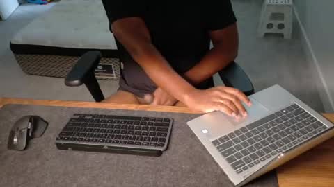 livetribber online show from 07/24/26, 07:01
